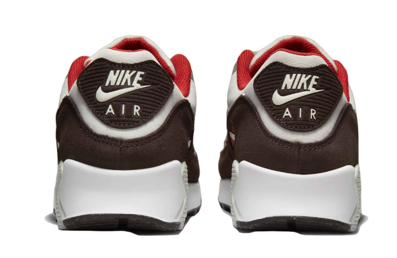 Nike Mens Air Max 90 SE Running Shoe