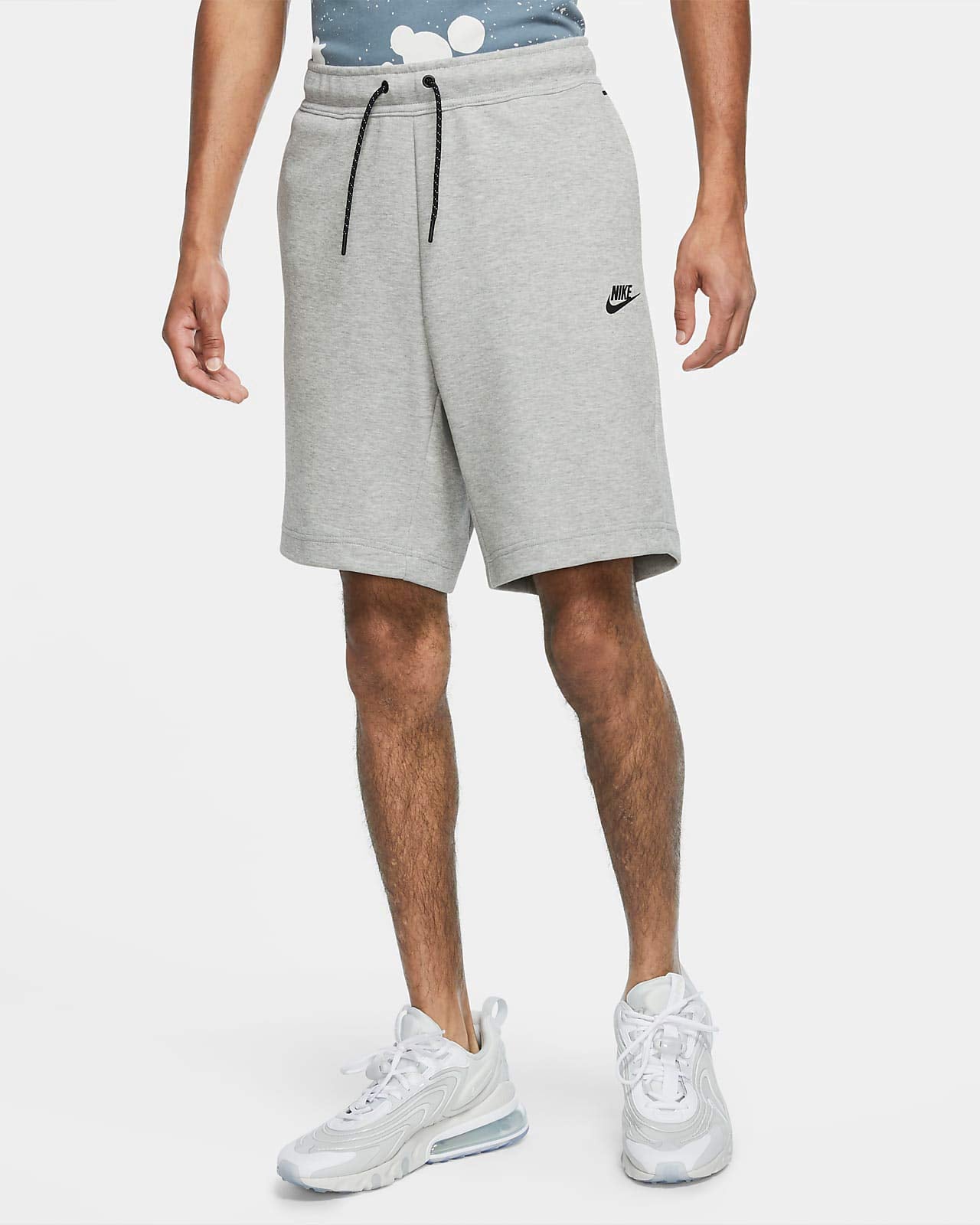 Nike Men's Tech Fleece Shorts - Sneakermaniany
